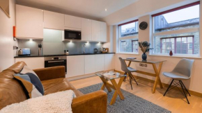 Barbican Serviced Apartments by LovelyStay